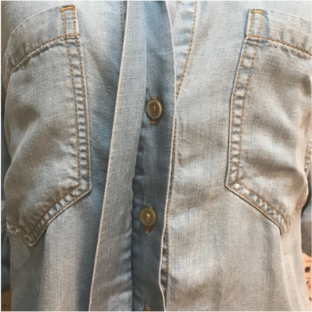 Cloth & Stone Chambray Split Tail Button Up Blouse - image 6